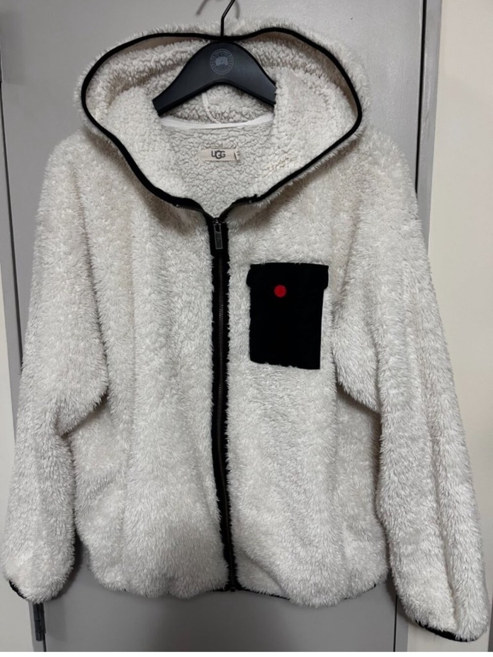 UGG Cream Sherpa Hooded Full Zip Jacket Black Trim Pocket Women's S